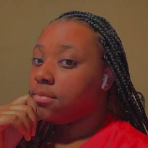 Meet your Posher, Laylah